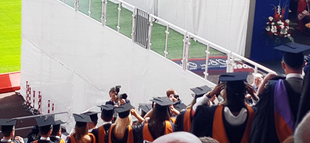 Life After University | A YEAR On From Graduation, Here’s Where I’m At&nbsp;RN